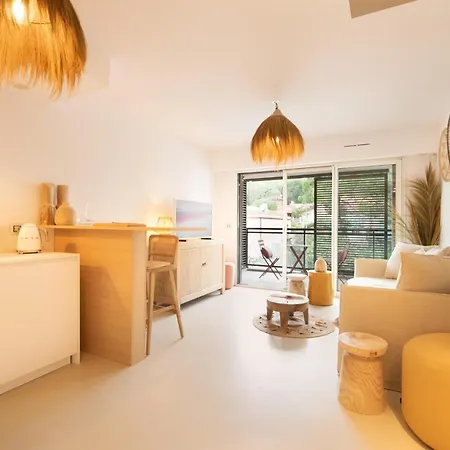 Exclusive, En Centre-ville Saint Tropez